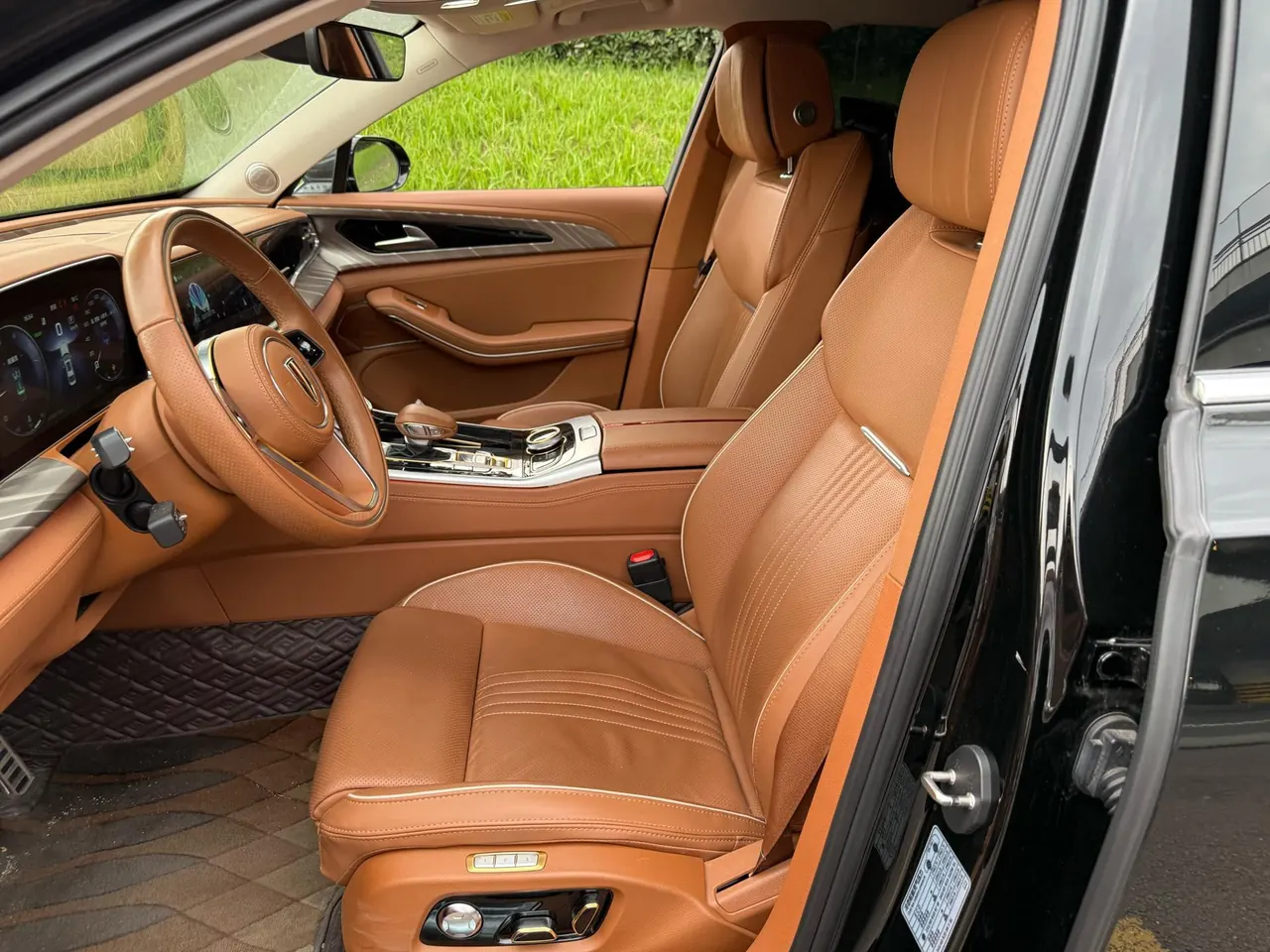 HongQi 2020 H9 3.0T Zhilian Qi Chang Edition Automatic Gear 6