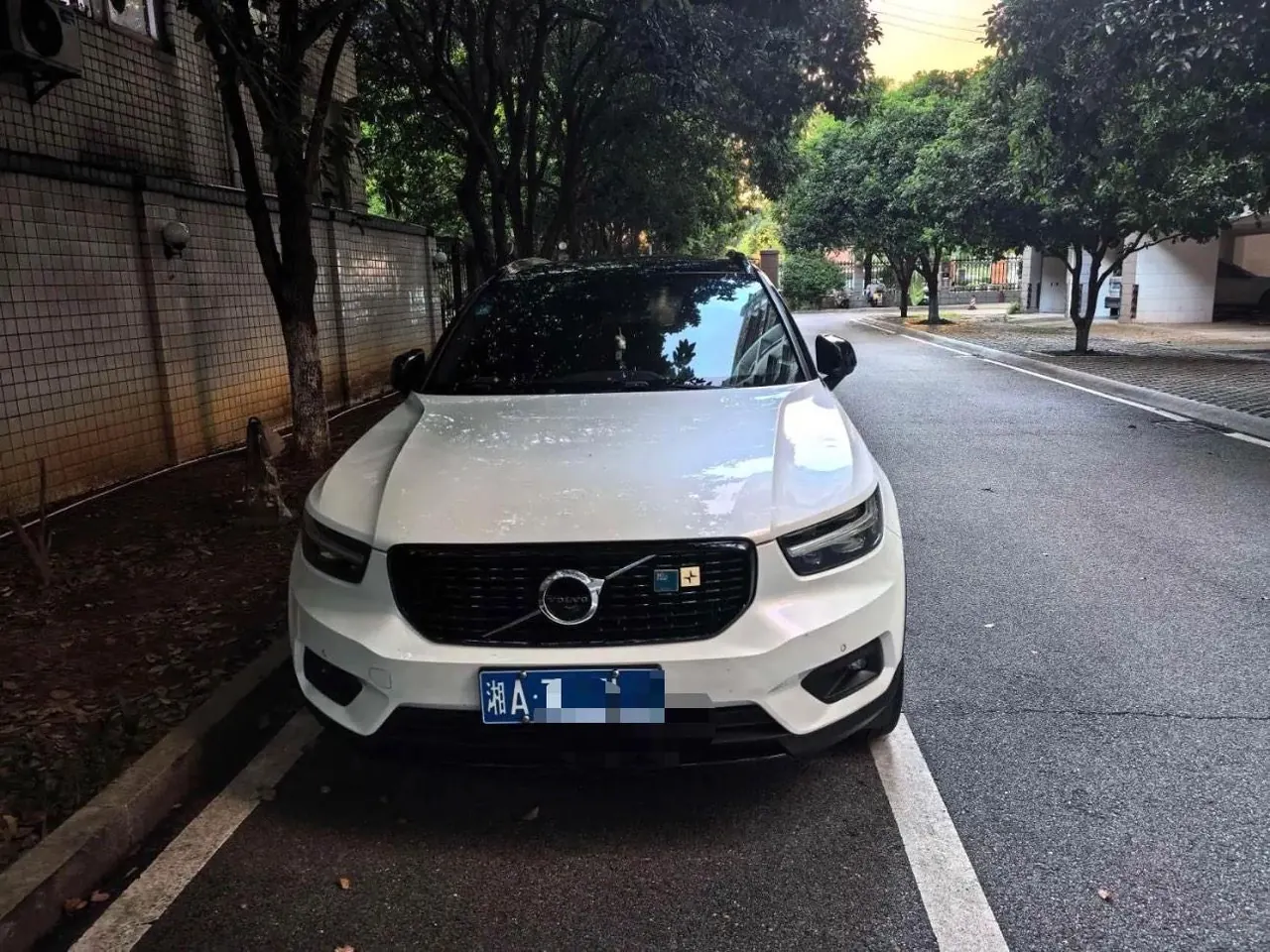 Volvo 2020 XC40 2.0T T4 4WD Zhiyuan Sports Edition Automatic Gear 2