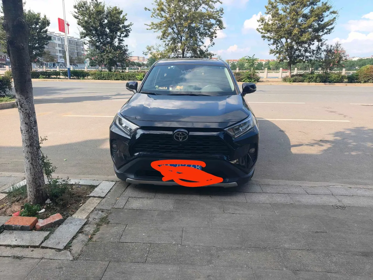Toyota 2021 RAV4 Rongfeng 2.0 Stepless Four-wheel Drive Fashion PLUS Edition Automatic Gear 2