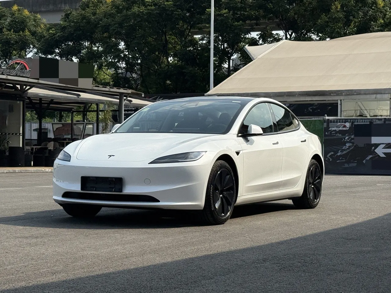 打开图片灯箱:Tesla 2025 Model 3 long endurance rear wheel drive version (modified) automatic gear