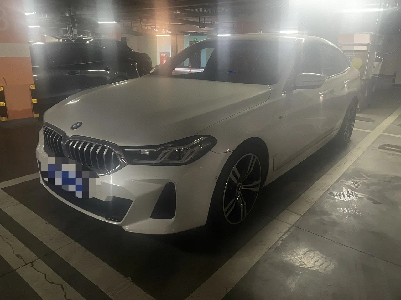 打开图片灯箱:BMW 6 Series GT (Imported) 2021 GT 630i 2.0T M Sports Suit (Modified) Automatic Gear