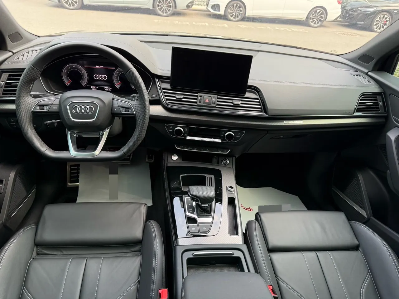 Audi 2024 Q5L 2.0TFSI 45TFSI luxury dynamic automatic transmission 5