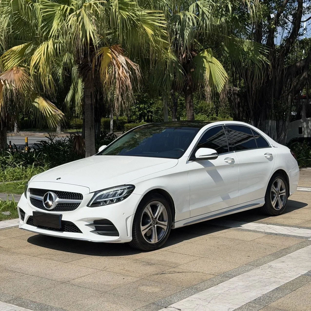 打开图片灯箱:Mercedes Benz Class C 2021 C 260 L 48V 1.5T Sports Edition Automatic Gear