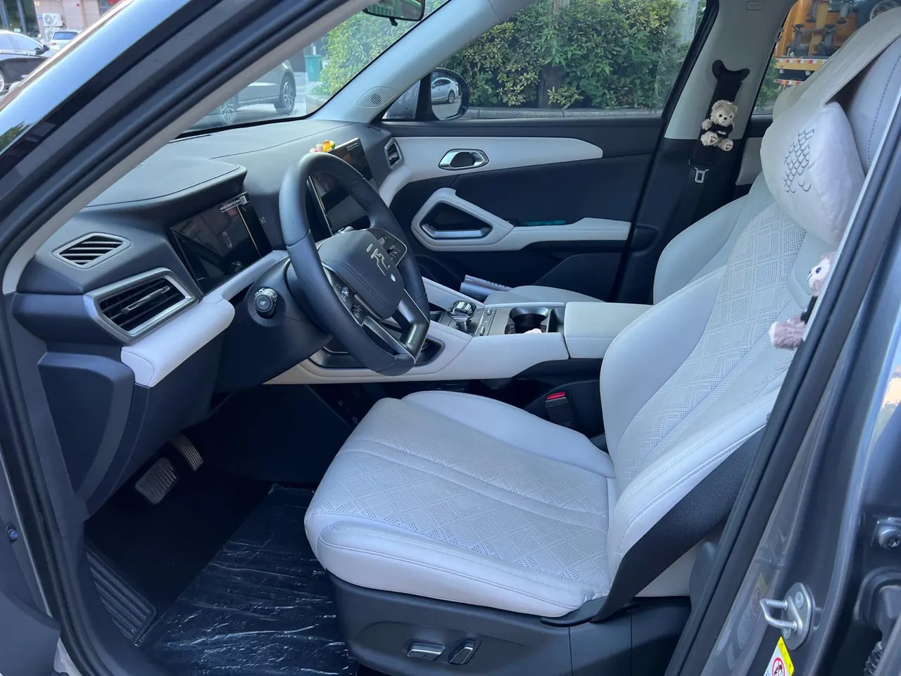 BYD 2024 Yuan UP 401KM Exceed Automatic Gear 3