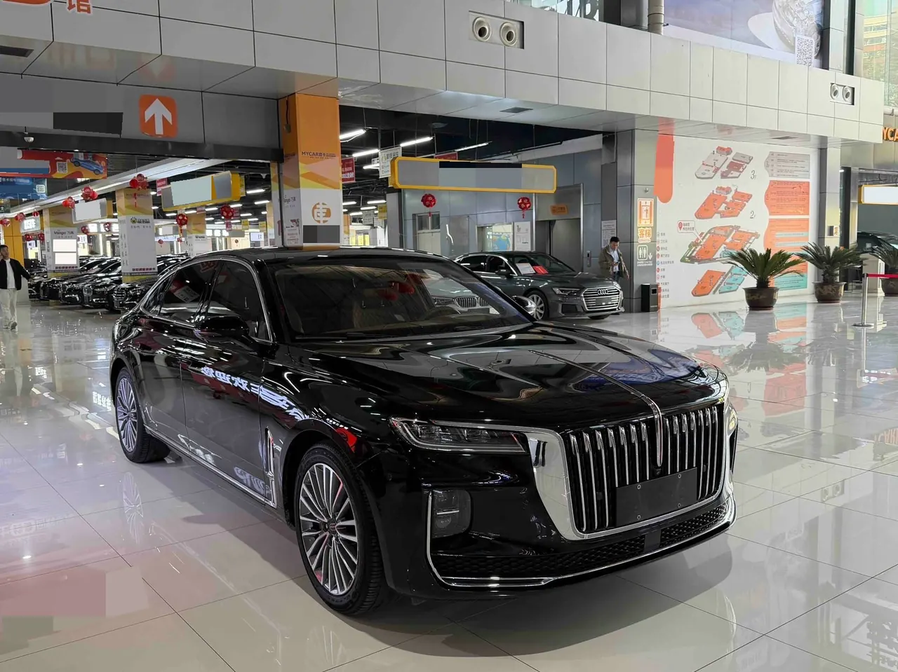 HongQi 2020 H9 48V 2.0T Zhilian Qi Chang Edition Automatic Gear 2