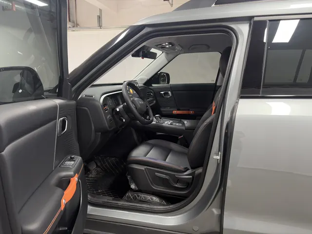 Beijing 2026 BJ30 1.5T Traveler Two-Drive Standard Automatic Gear 7