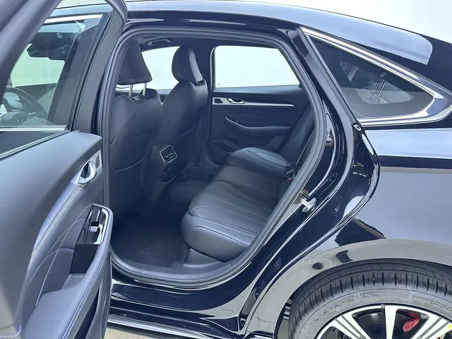 Geely 2026 Star Rui 1.5TD Oriental Obsidian Kunlun Edition Automatic Gear 8