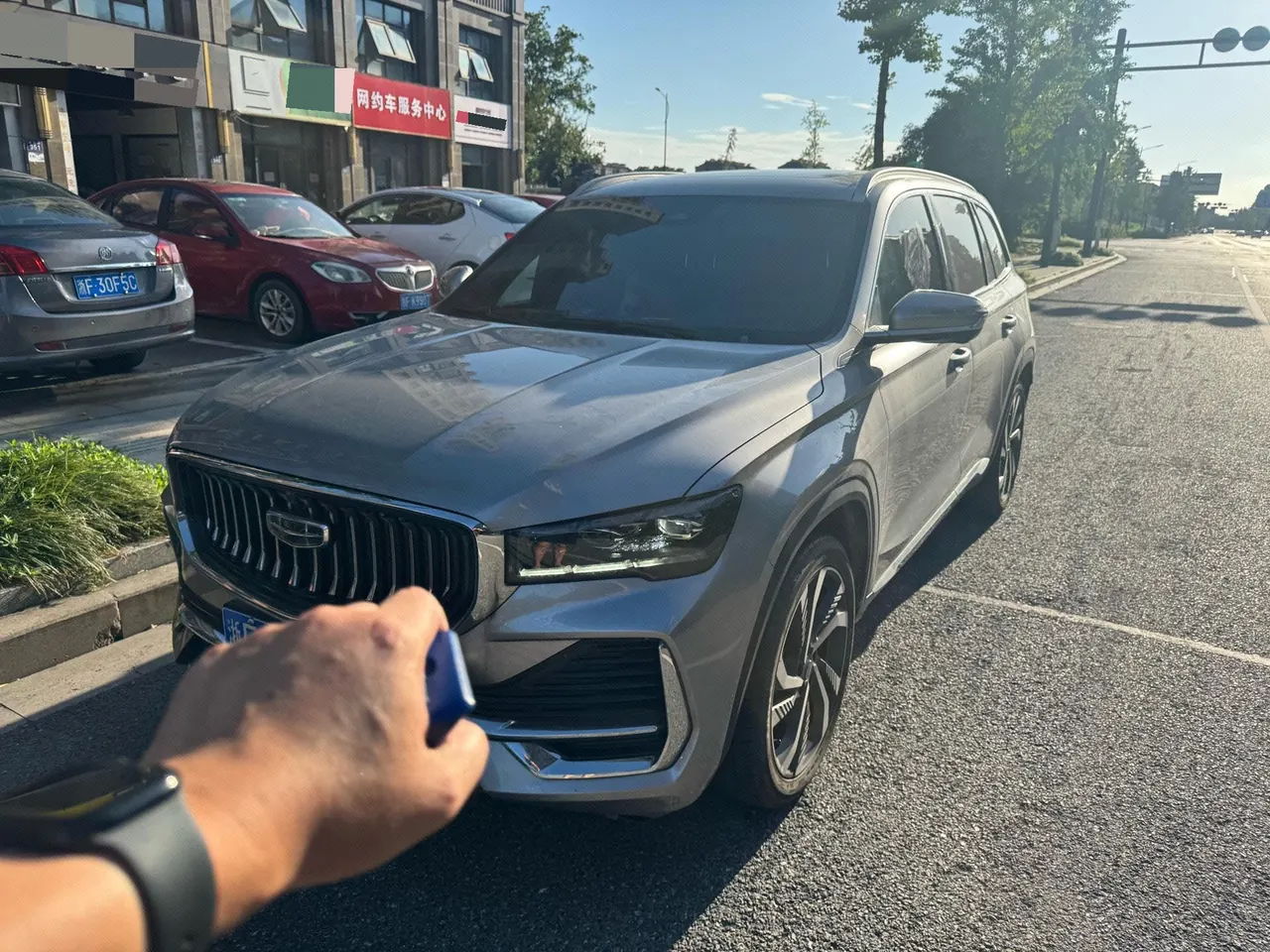 Open image lightbox: Geely 2024 XingyueL (Monjaro) 2.0TD High Power Two-Drive Enovate Edition Automatic Transmission
