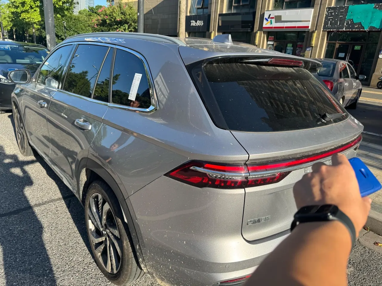Geely 2024 XingyueL (Monjaro) 2.0TD High Power Two-Drive Enovate Edition Automatic Transmission 3