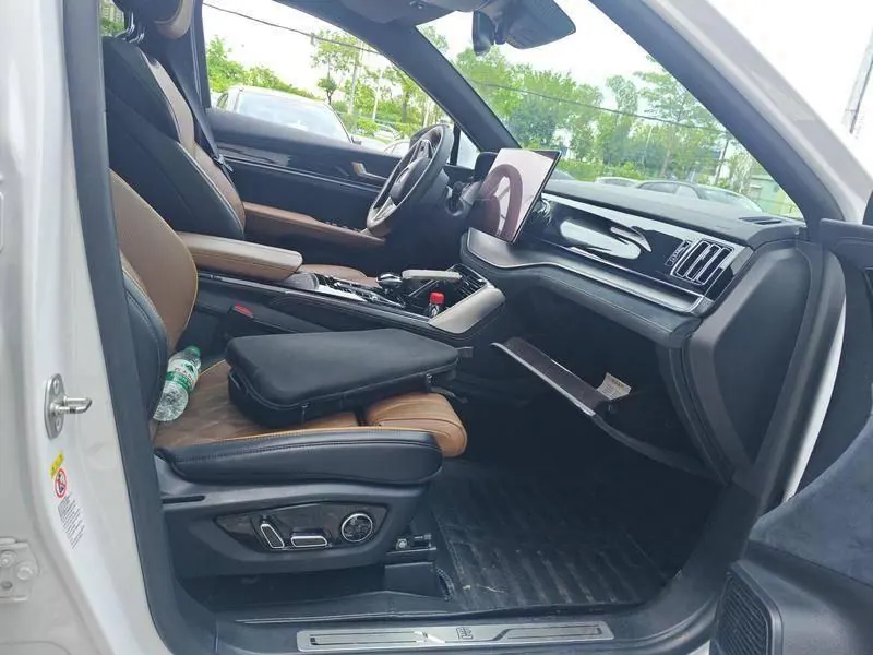 BYD Tang New Energy 2021 Tang DM-i 1.5T Stepless 112KM Honorable Automatic Gear 4