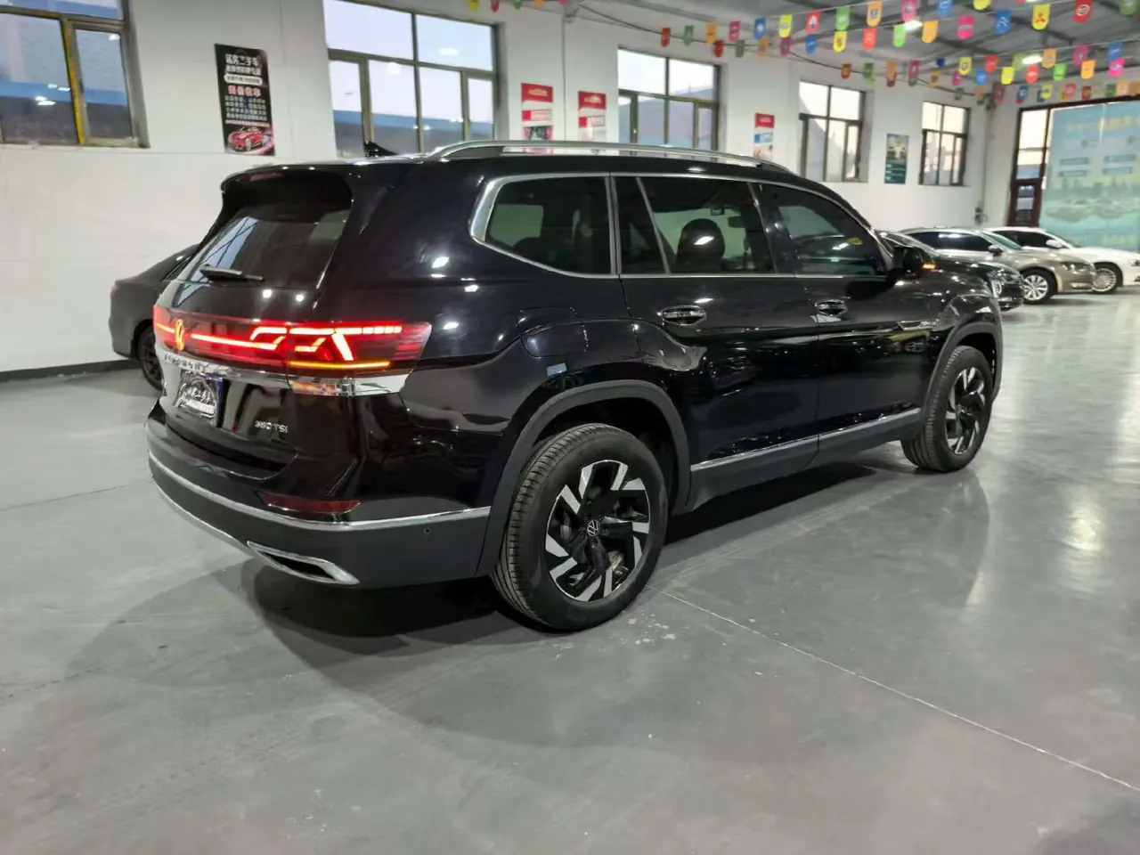 Volkswagen 2021 Tuang 2.0TSI 330TSI Two-wheel Drive Respect Deluxe Automatic Gear 5