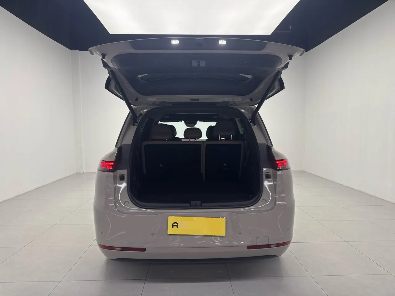IM 2026 IM LS8 66 Ultra Technology Flagship Large Five-seater Automatic Transmission 11