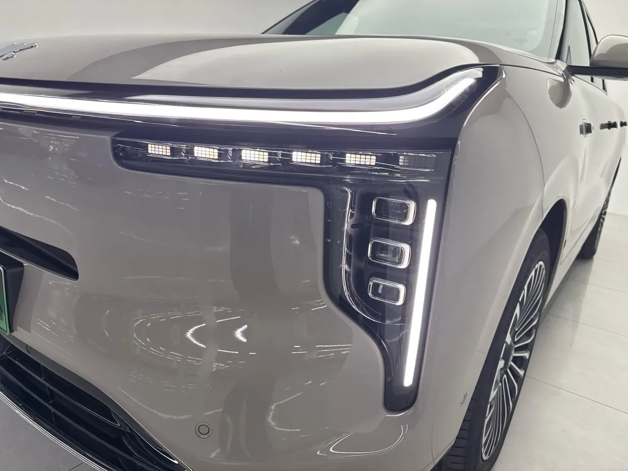 IM 2026 IM LS8 66 Ultra Technology Flagship Large Five-seater Automatic Transmission 5