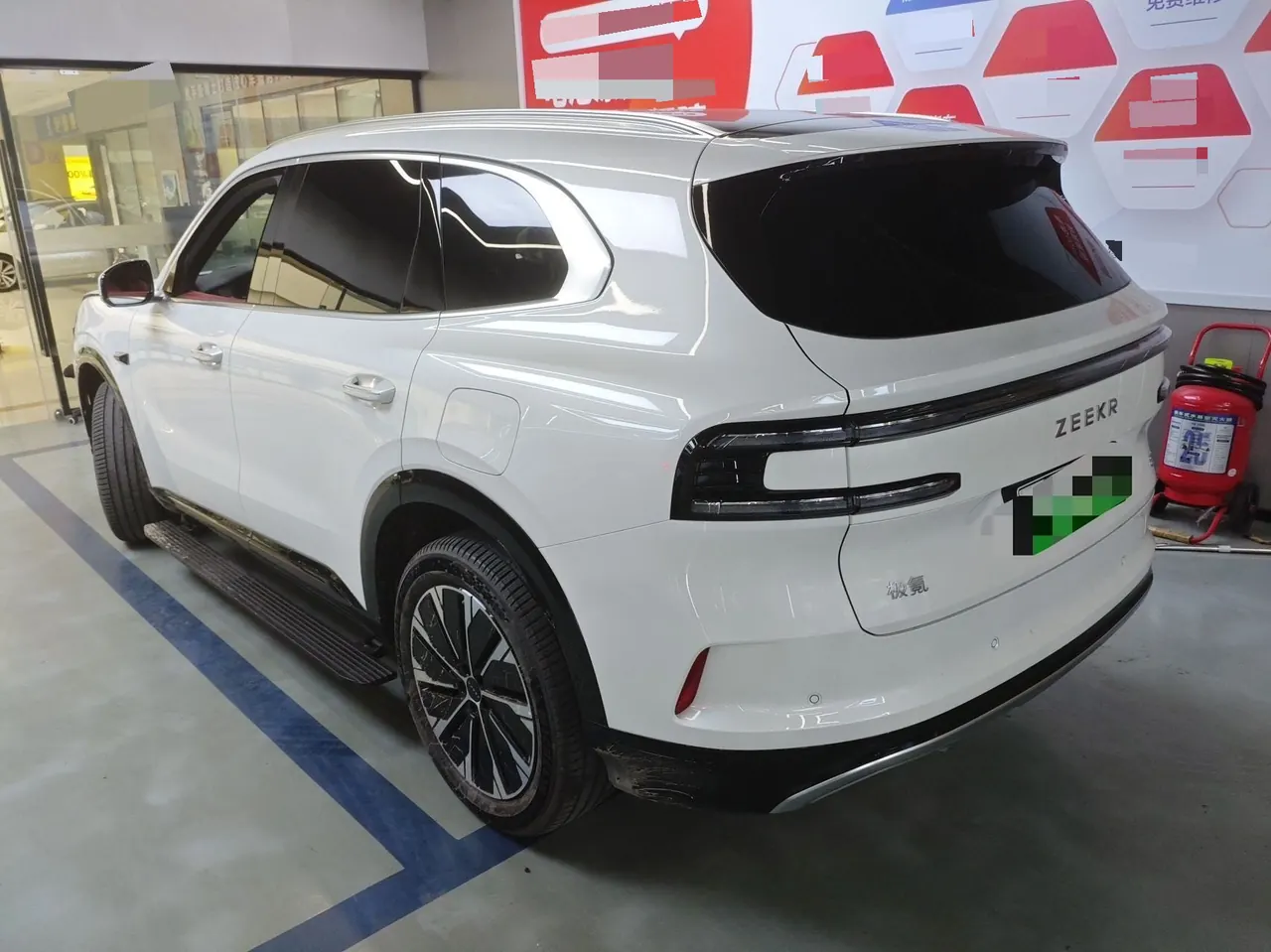 Zeekr 2026 Zeekr 8X 2.0T Ultra Edition 70kWh Automatic 3