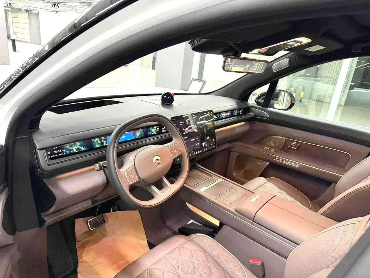 NIO 2026 ES8 6-seat executive deluxe automatic gear 7