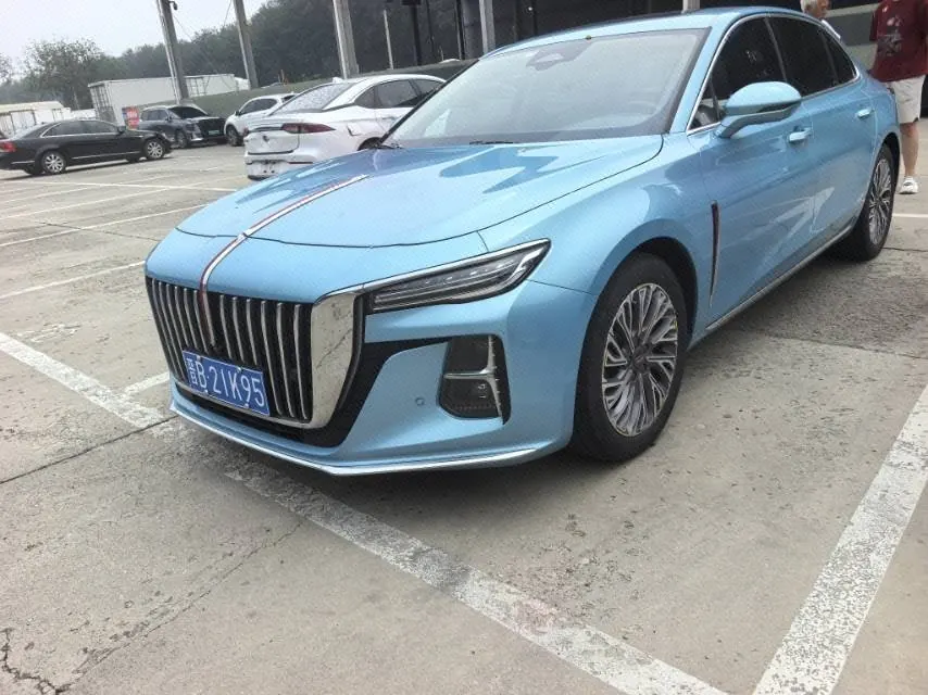 Open image lightbox: HongQi 2023 H5 2.0T Zhilian Qi Chang Edition Automatic Gear