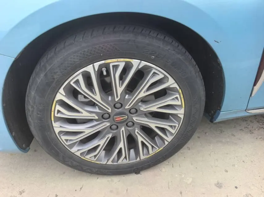 HongQi 2023 H5 2.0T Zhilian Qi Chang Edition Automatic Gear 7
