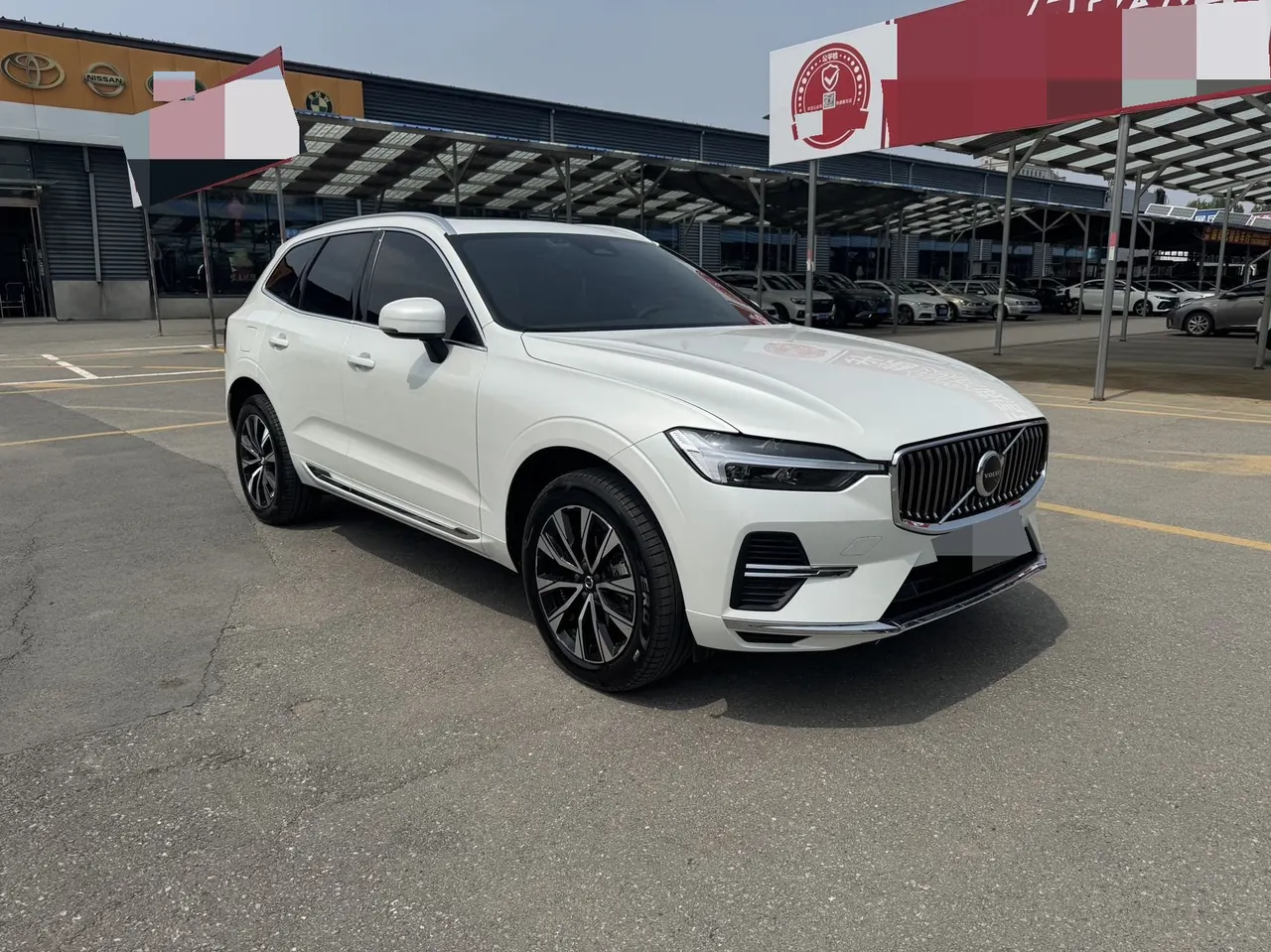 Volvo 2023 XC60 48V 2.0T B5 4-wheel drive Zhiyuan Deluxe Edition Automatic Gear 3