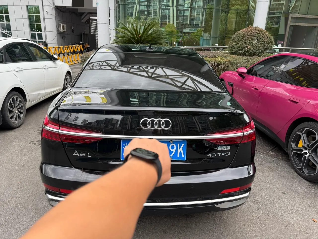 Audi 2025 A6L 2.0TFSI 40TFSI Deluxe Dynamic Automatic 2