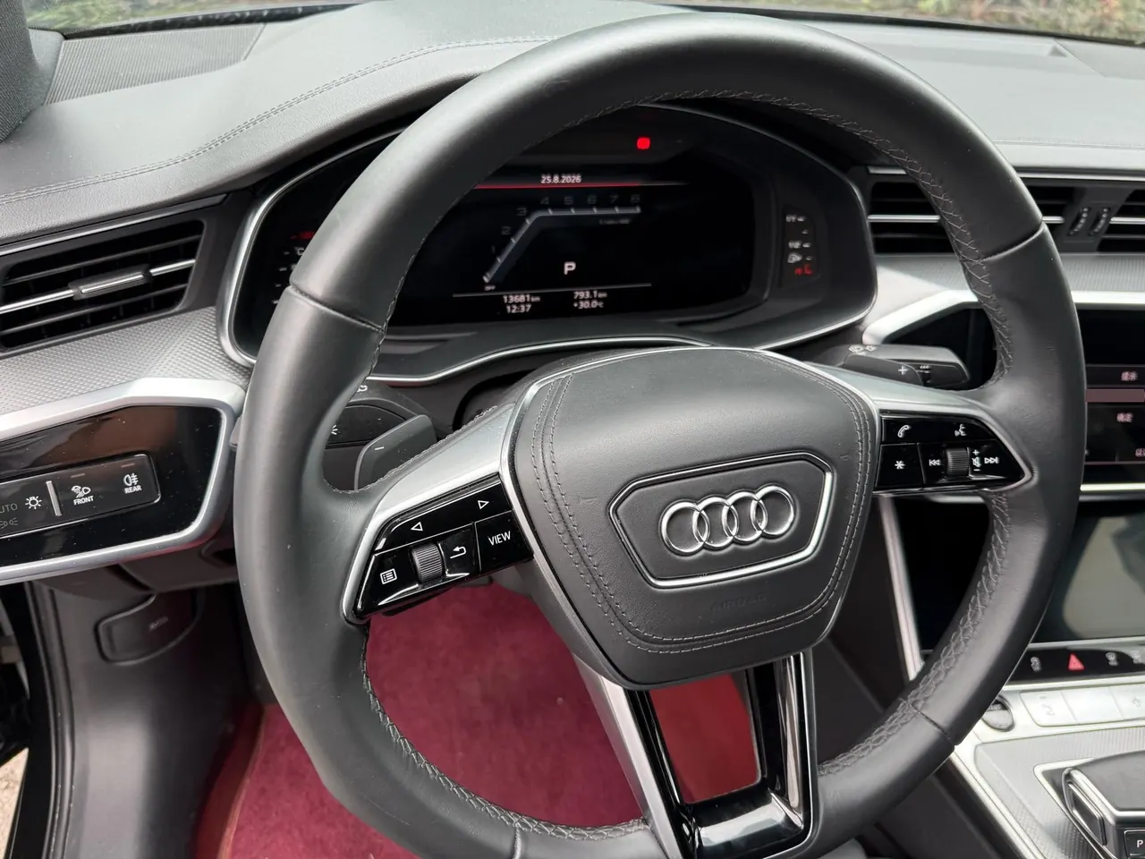 Audi 2025 A6L 2.0TFSI 40TFSI Deluxe Dynamic Automatic 5