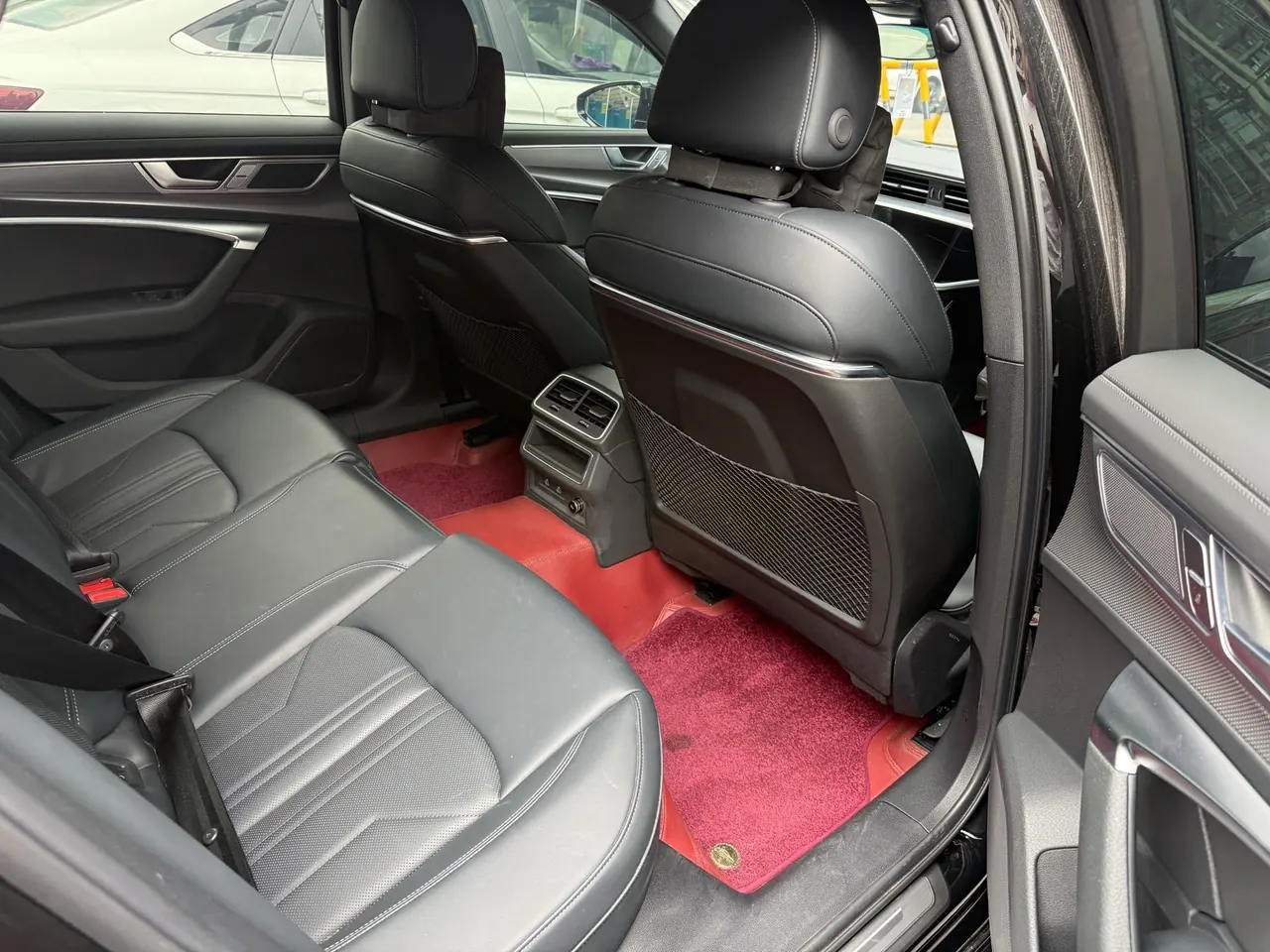 Audi 2025 A6L 2.0TFSI 40TFSI Deluxe Dynamic Automatic 8