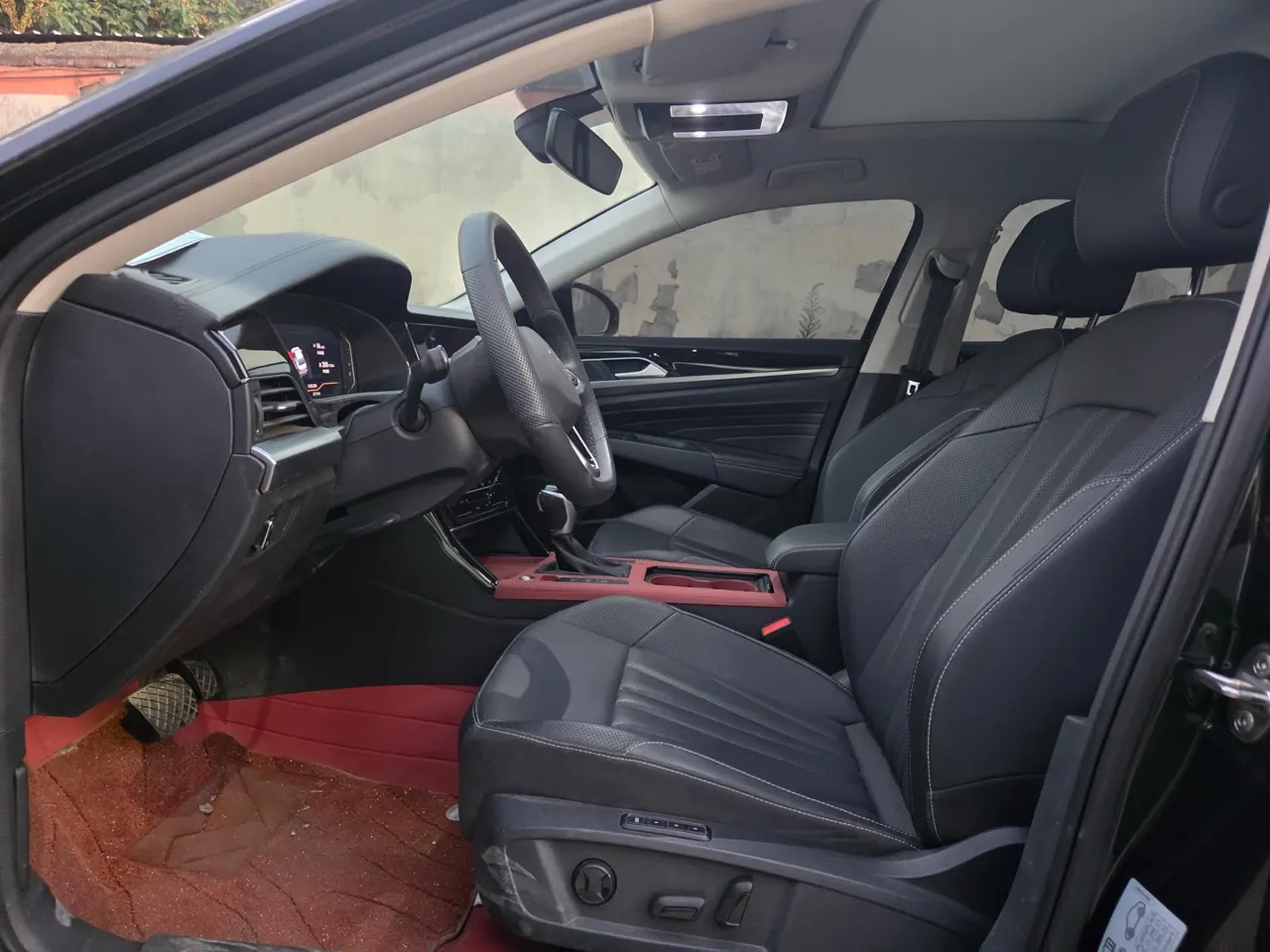 Volkswagen 2025 Passat 2.0TSI 380TSI outstanding star dragon version automatic gear 7