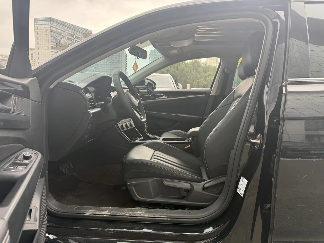 Audi 2022 Q2L 1.4TFSI 35TFSI Aggressive Dynamic Automatic 4