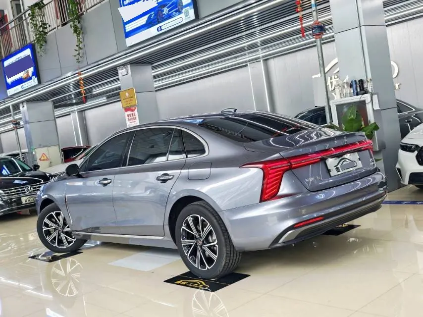HongQi 2025 H5 PHEV 1.5T 170 Super Hybrid Automatic Gear 3