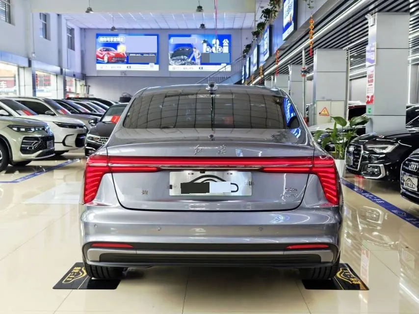 HongQi 2025 H5 PHEV 1.5T 170 Super Hybrid Automatic Gear 4