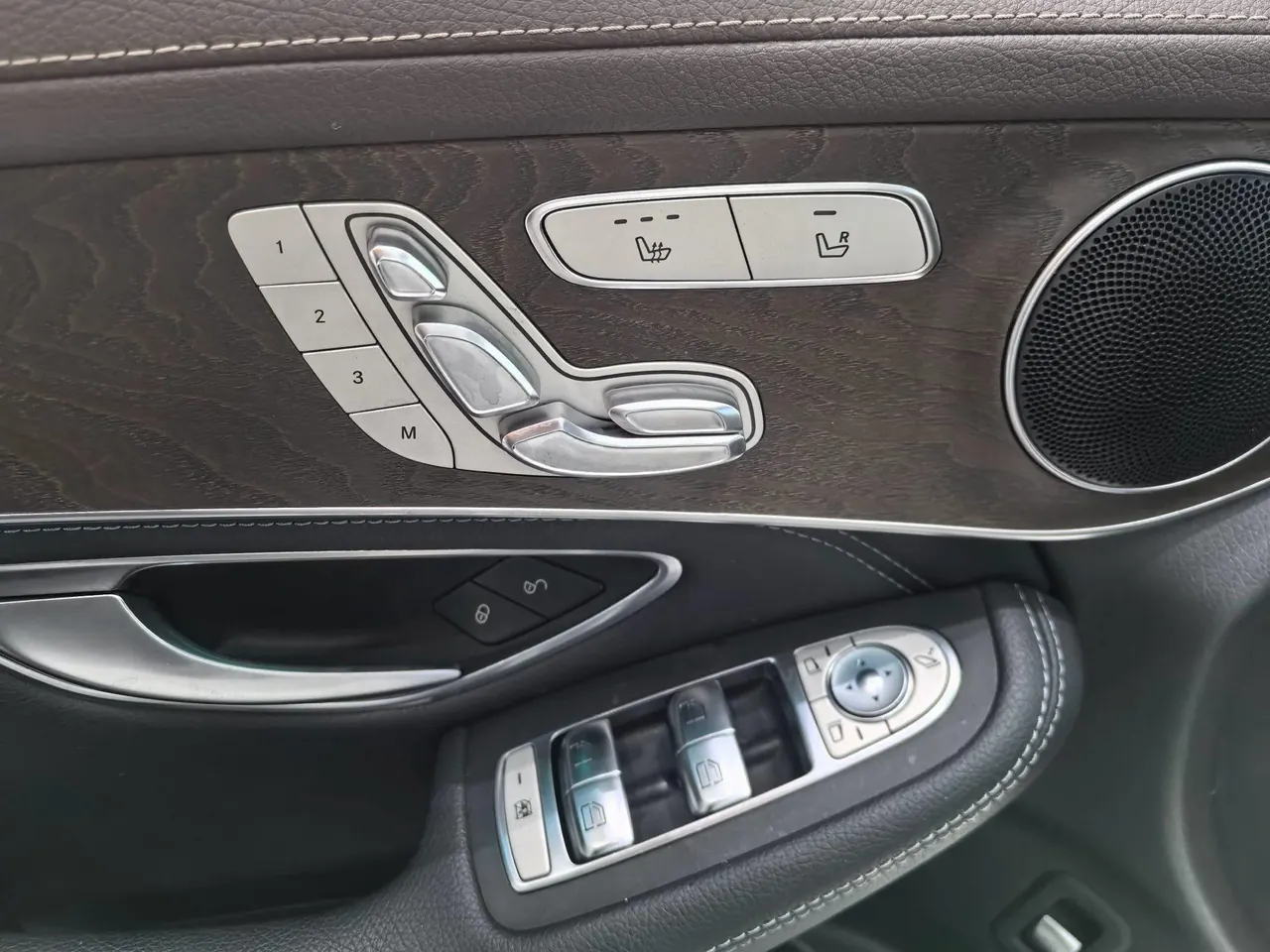 Mercedes Benz 2020 GLC 300 L 4MATIC 2.0T Dynamic (Modified) Automatic Gear 11