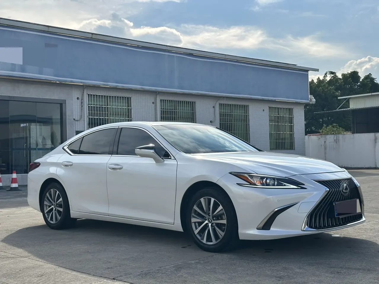 Lexus ES (Imported) 2020 ES200 2.0 Stepless Premium Edition Automatic Gear 2