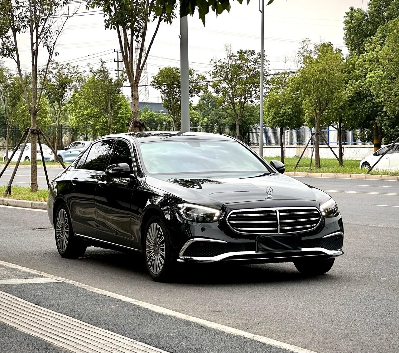 Mercedes Benz E-Class 2021 E 300 L 2.0T Fashion Automatic Gear 18