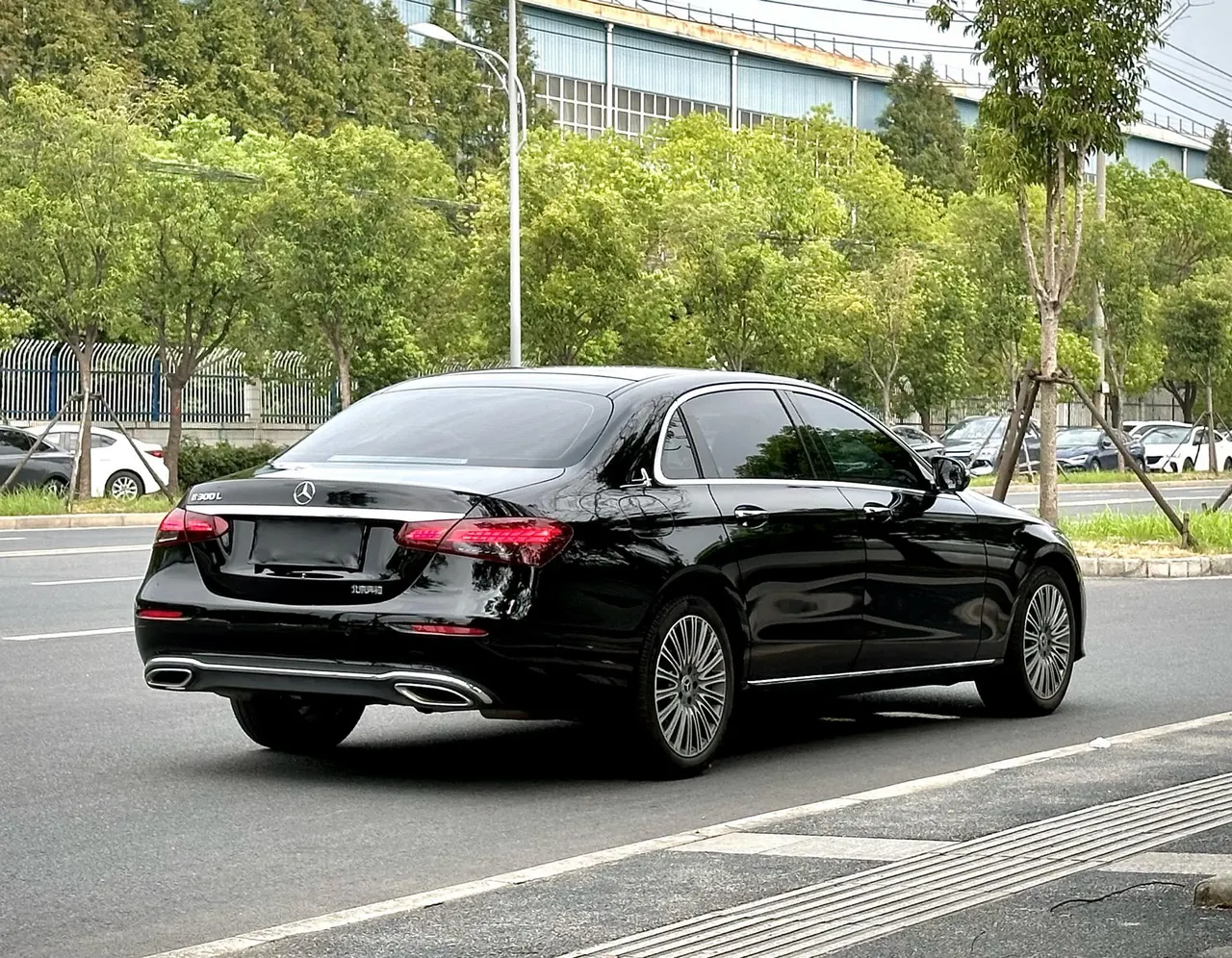 Mercedes Benz E-Class 2021 E 300 L 2.0T Fashion Automatic Gear 5