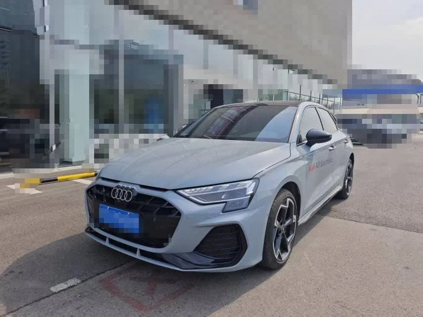 Open image lightbox: Audi 2025 A3 Sportback 1.5TFSI 35TFSI Flying Premium Luxury Package Automatic Gear