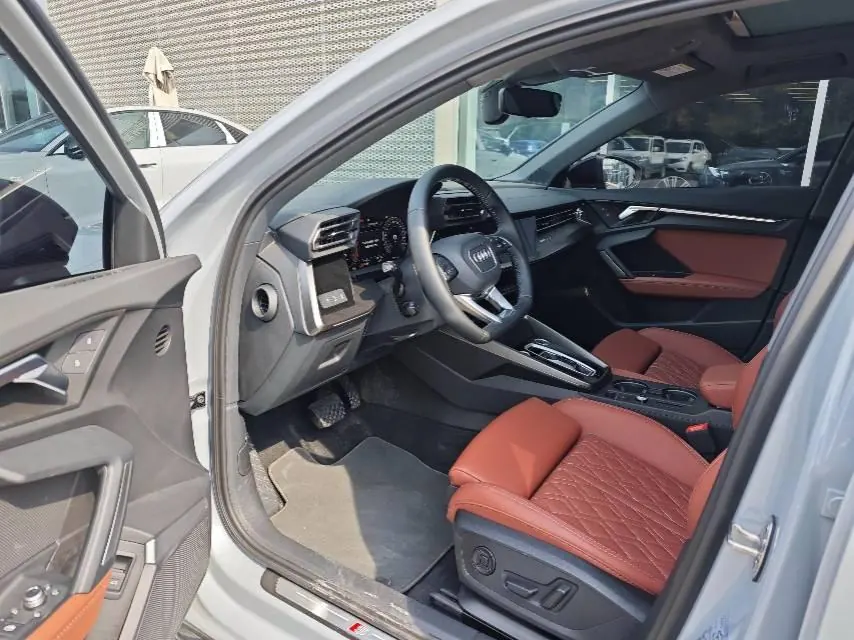 Audi 2025 A3 Sportback 1.5TFSI 35TFSI Flying Premium Luxury Package Automatic Gear 3