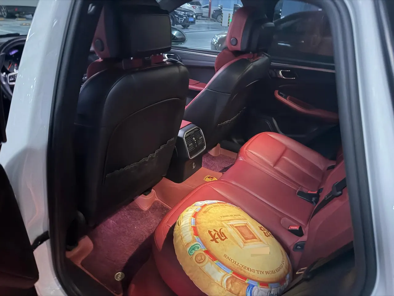 Porsche Macan (Imported) 2020 Macan 2.0T Automatic Gear 5