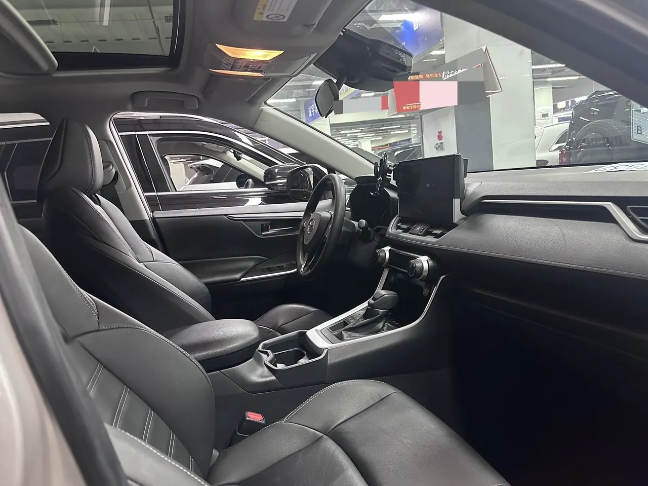 Toyota 2020 Wilanda 2.0 Stepless Four-wheel Drive Deluxe Edition Automatic Transmission 4