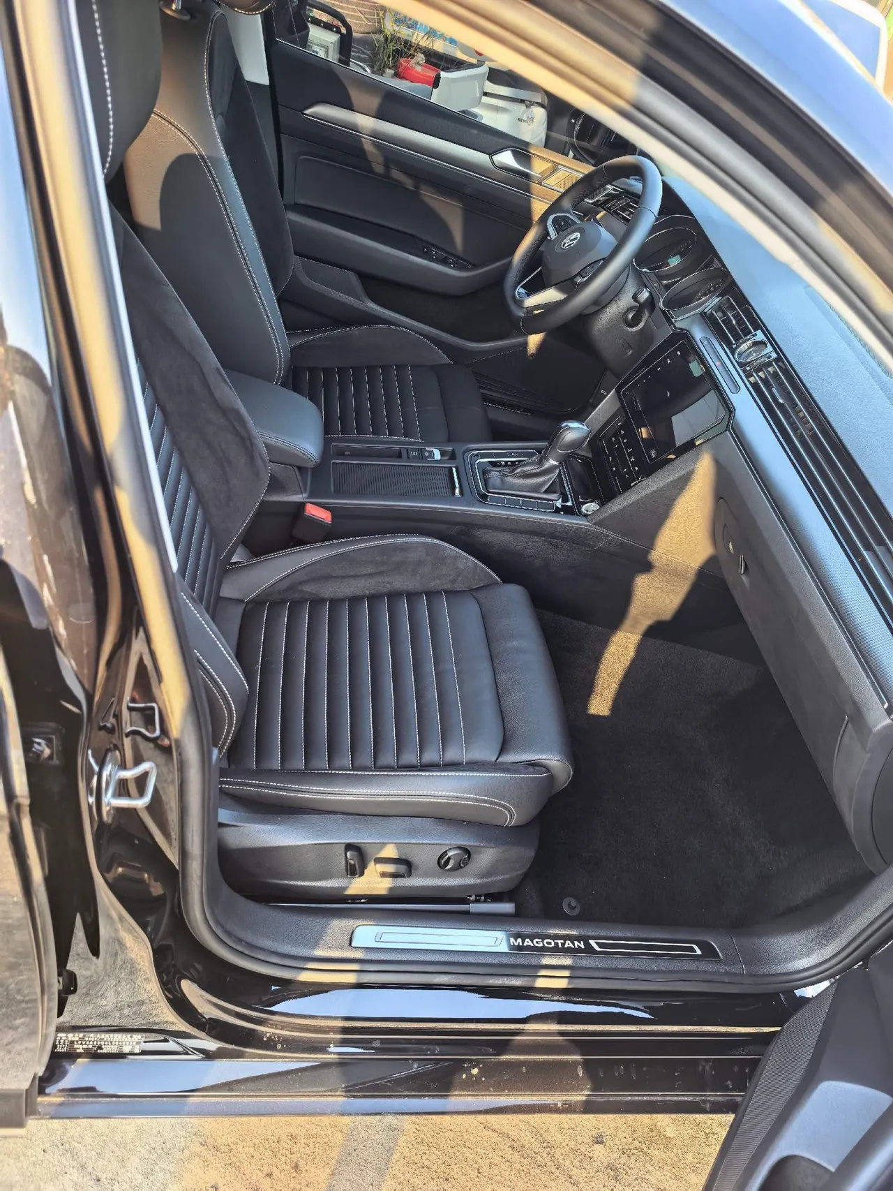 Volkswagen 2020 Magotan 2.0TSI 330TSI Leading Automatic 4