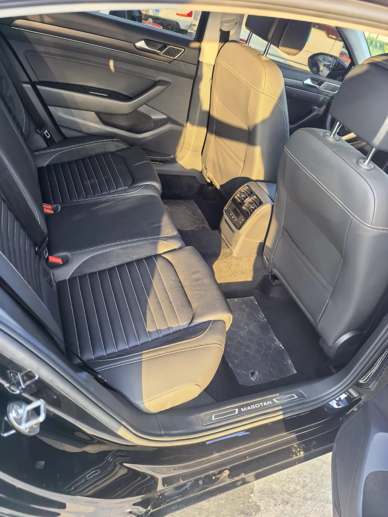 Volkswagen 2020 Magotan 2.0TSI 330TSI Leading Automatic 5