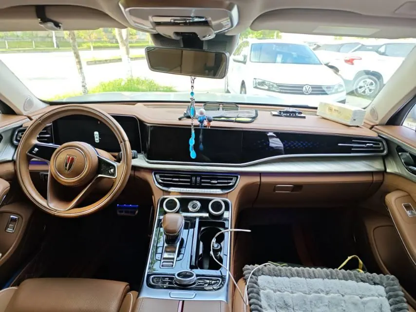 HongQi 2022 H9 48V 2.0T Zhilian Qi Chang Edition Automatic Gear 7