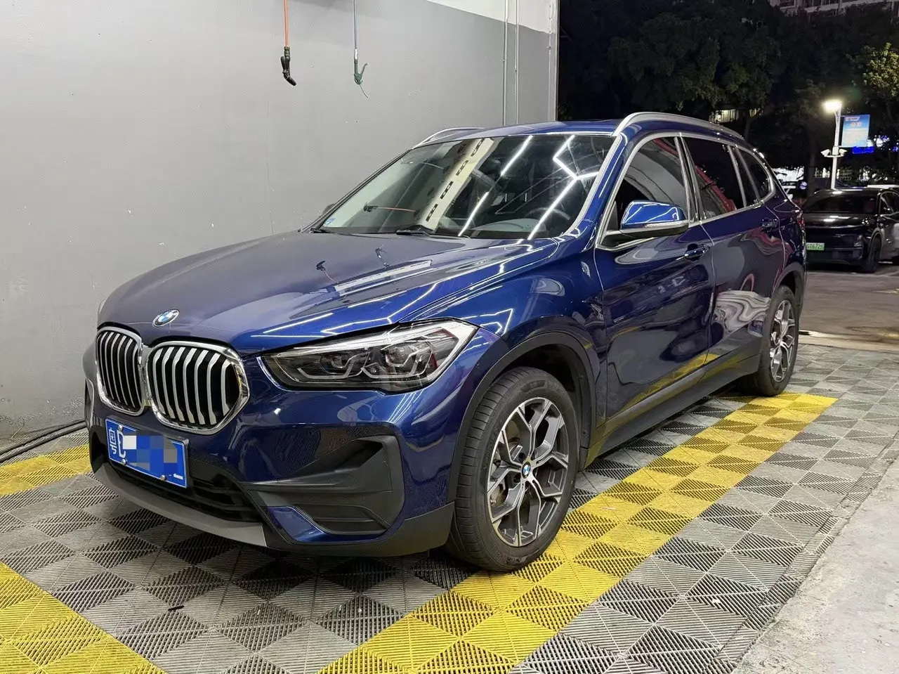 Open image lightbox: BMW 2020 X1 sDrive25Li 2.0T Leading Automatic Gear
