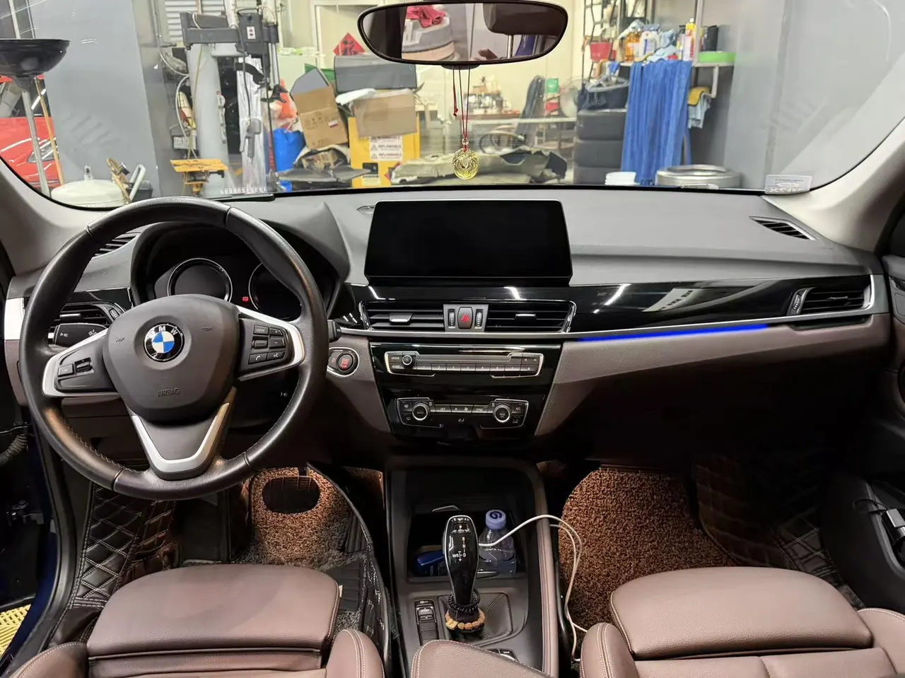 BMW 2020 X1 sDrive25Li 2.0T Leading Automatic Gear 3