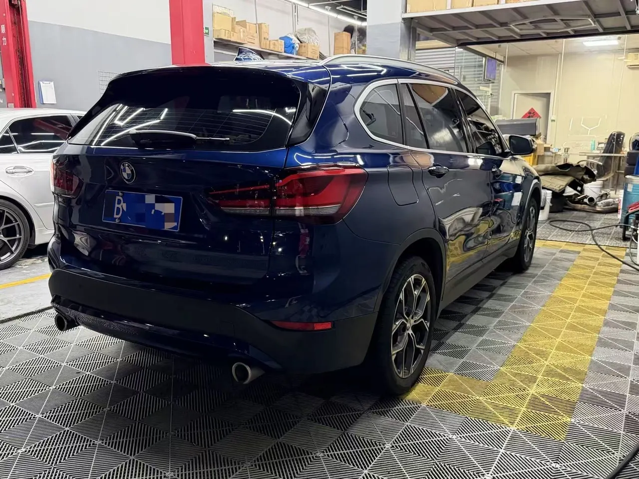 BMW 2020 X1 sDrive25Li 2.0T Leading Automatic Gear 6