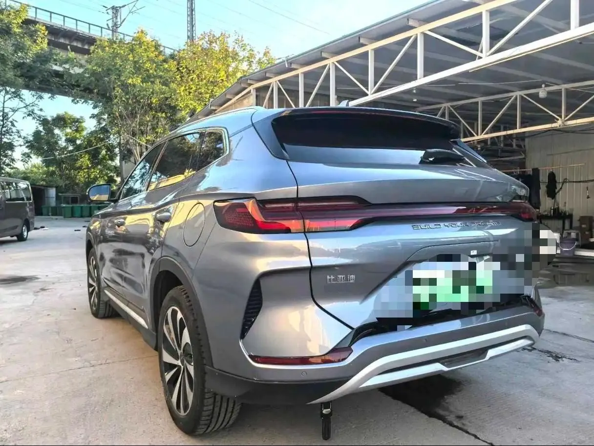 BYD 2023 Song PLUS DM-i 1.5 Stepless Champion Edition 110KM Flagship PLUS Automatic Gear 8