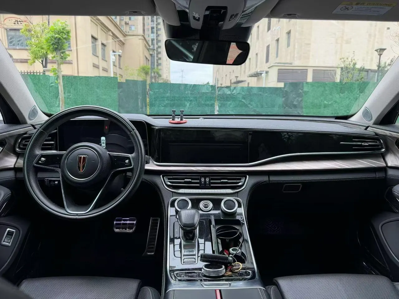 HongQi 2020 H9 48V 2.0T Zhilian Flag Edition Automatic Gear 4
