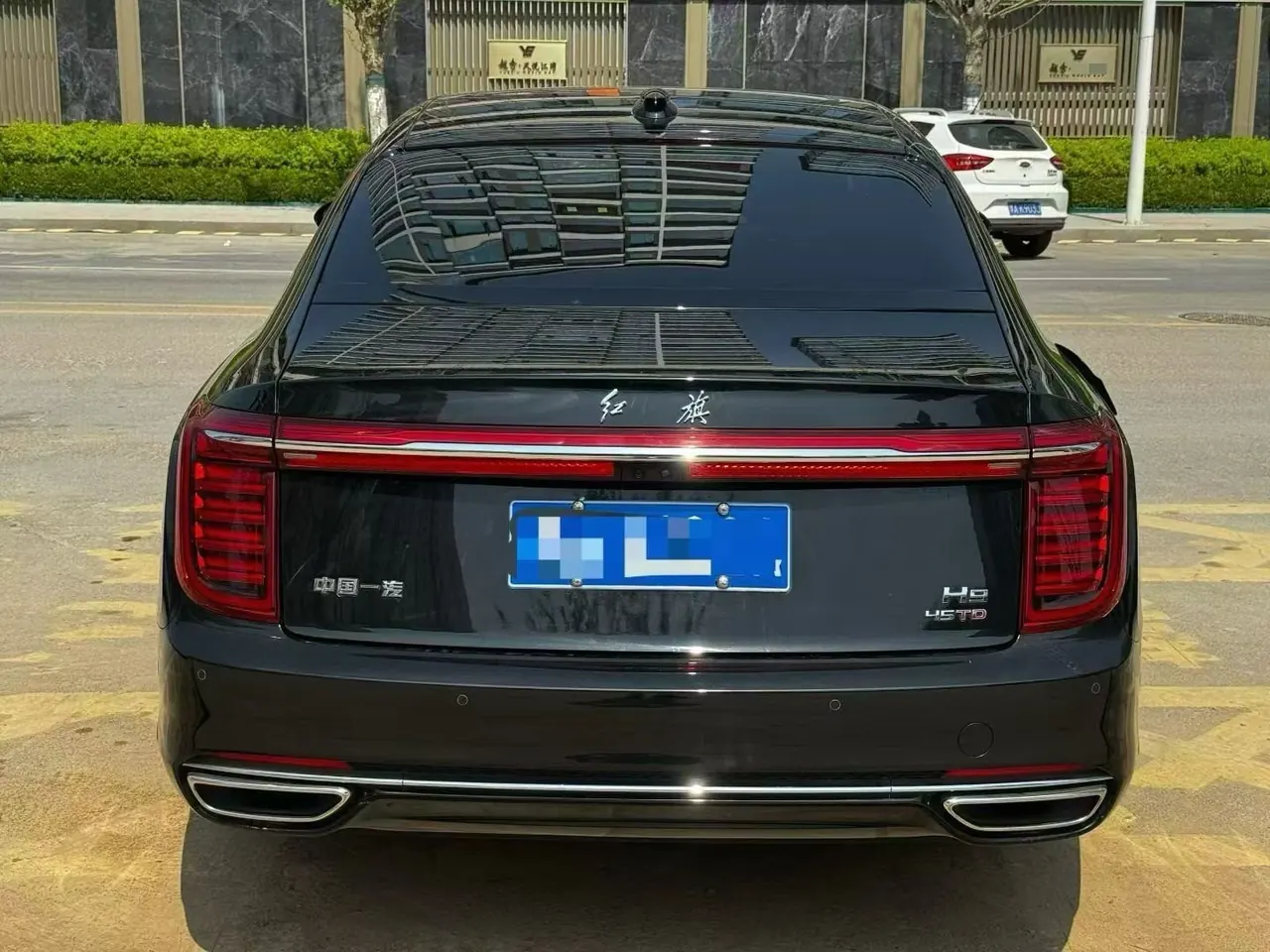 HongQi 2020 H9 48V 2.0T Zhilian Flag Edition Automatic Gear 8