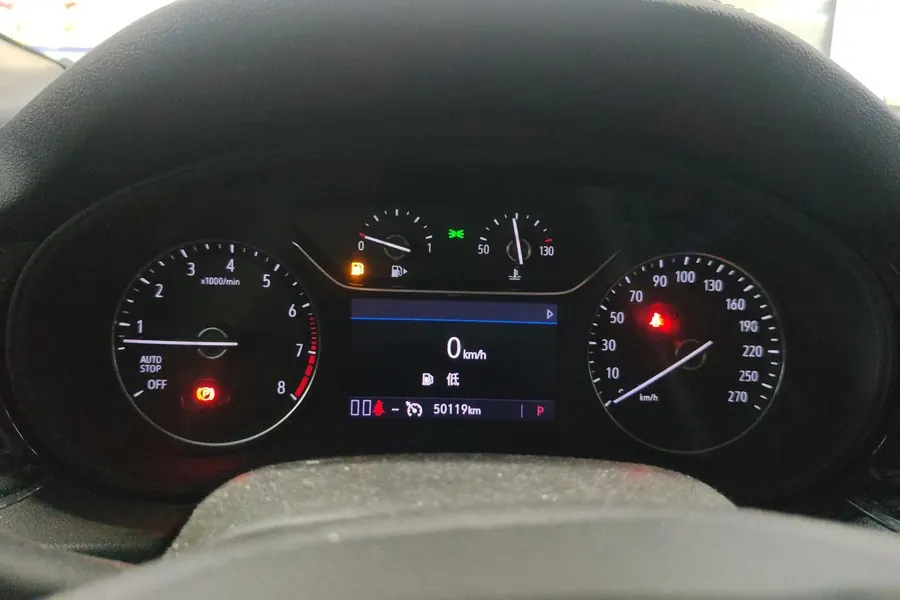 Buick 2022 Regal 1.5T 552T Smart Automatic Gear 12