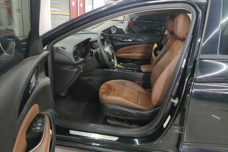 Buick 2022 Regal 1.5T 552T Smart Automatic Gear 2