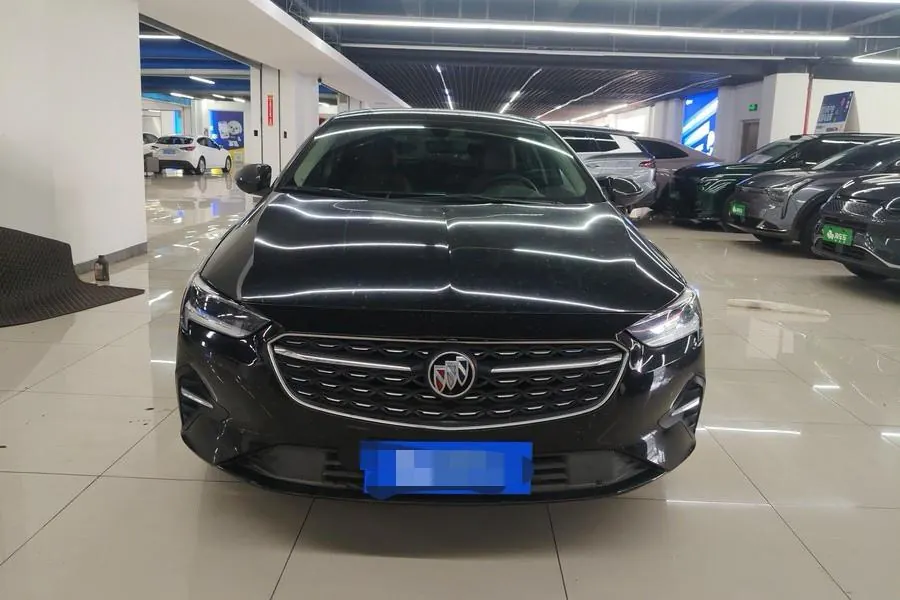 Buick 2022 Regal 1.5T 552T Smart Automatic Gear 4