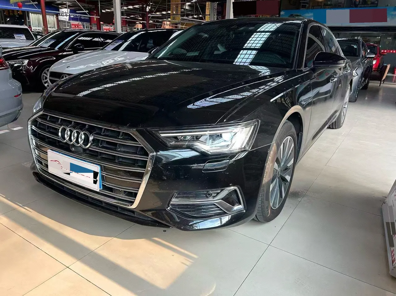 Open image lightbox: Audi 2023 A6L 2.0TFSI 45TFSI Zhenzhiya Automatic Gear